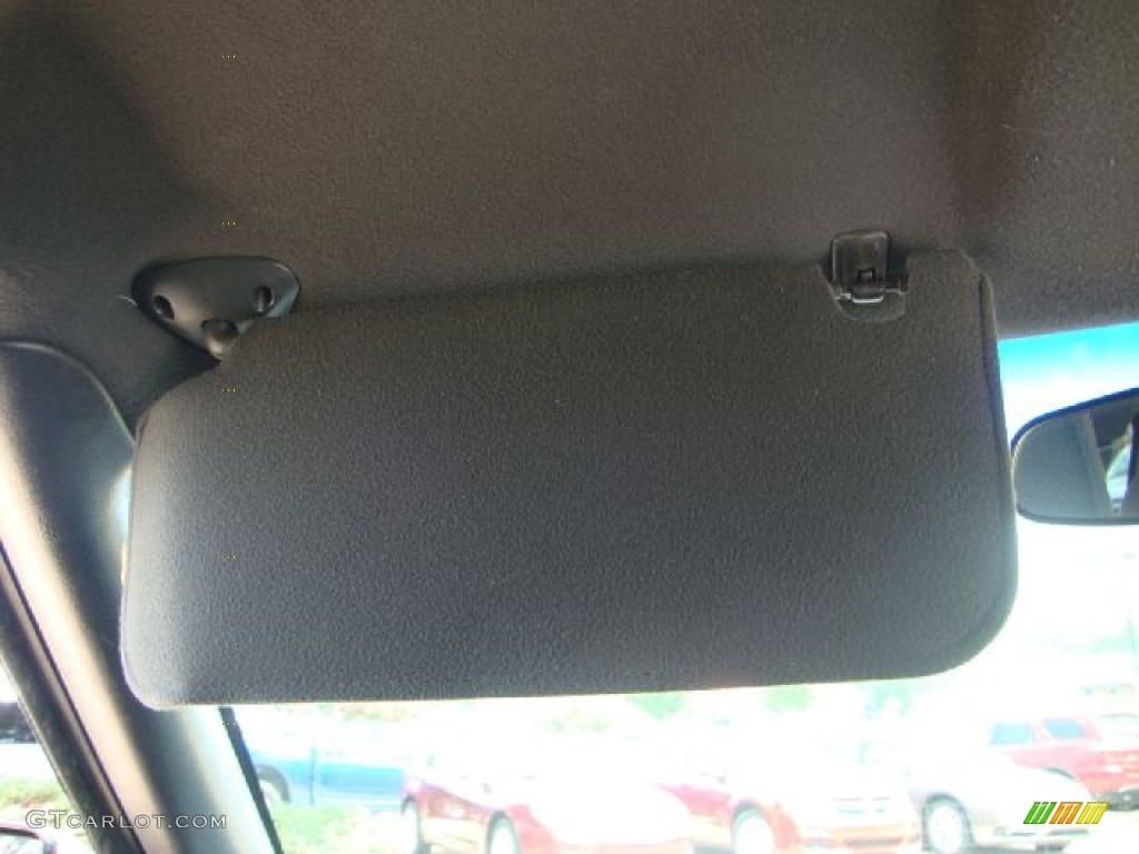 2003 S10 LS Extended Cab - Indigo Blue Metallic / Graphite photo #17