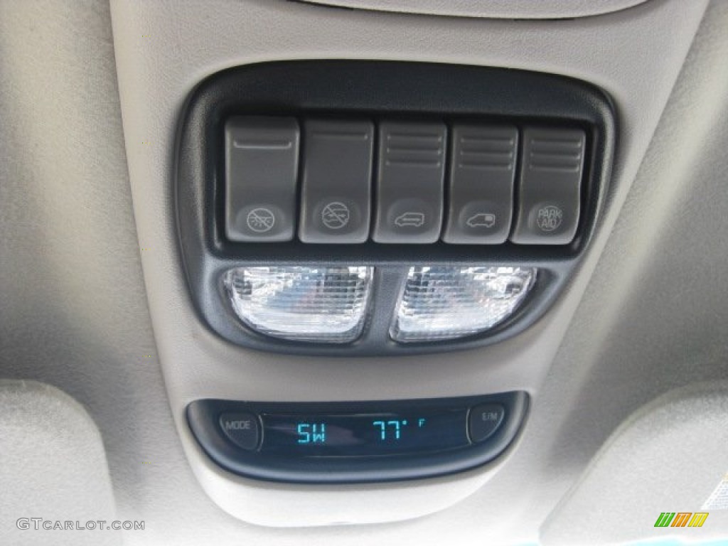 2004 Pontiac Montana Standard Montana Model Controls Photo #52178398