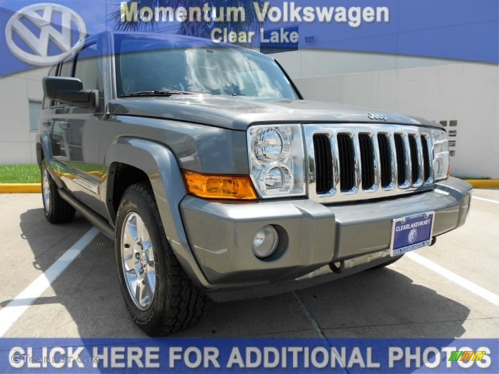 Mineral Gray Metallic Jeep Commander