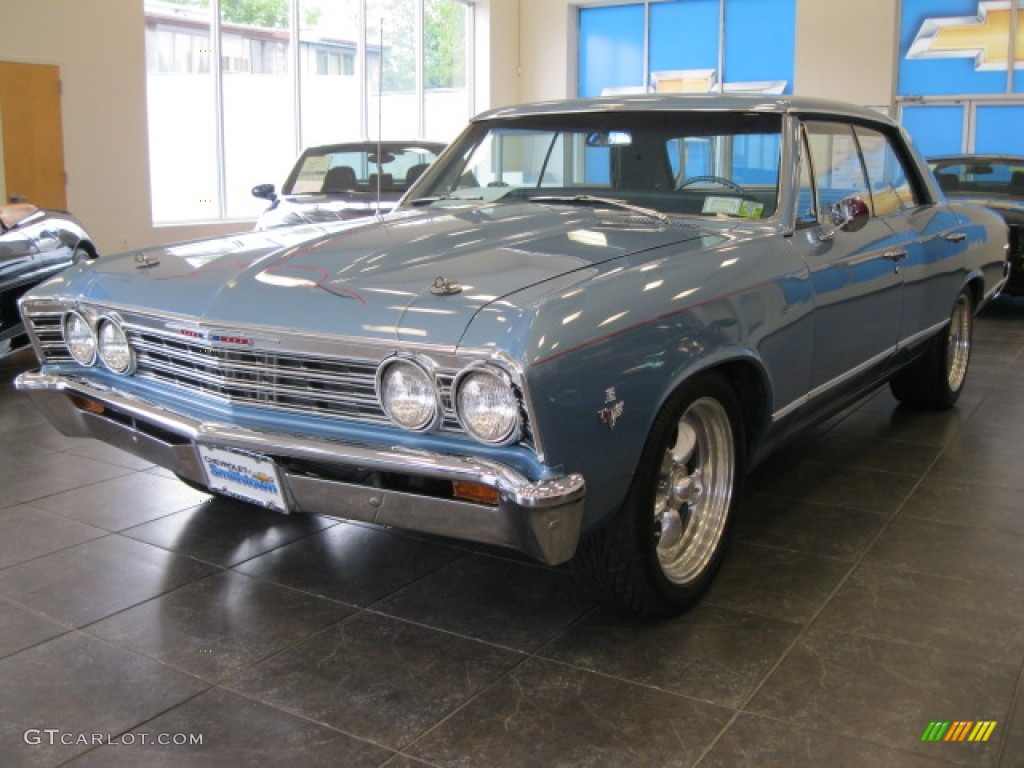1967 Chevelle Malibu Sedan - Nantucket Blue Metallic / Medium Blue photo #2