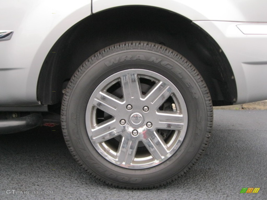 2007 Chrysler Aspen Limited 4WD Wheel Photo #52186378