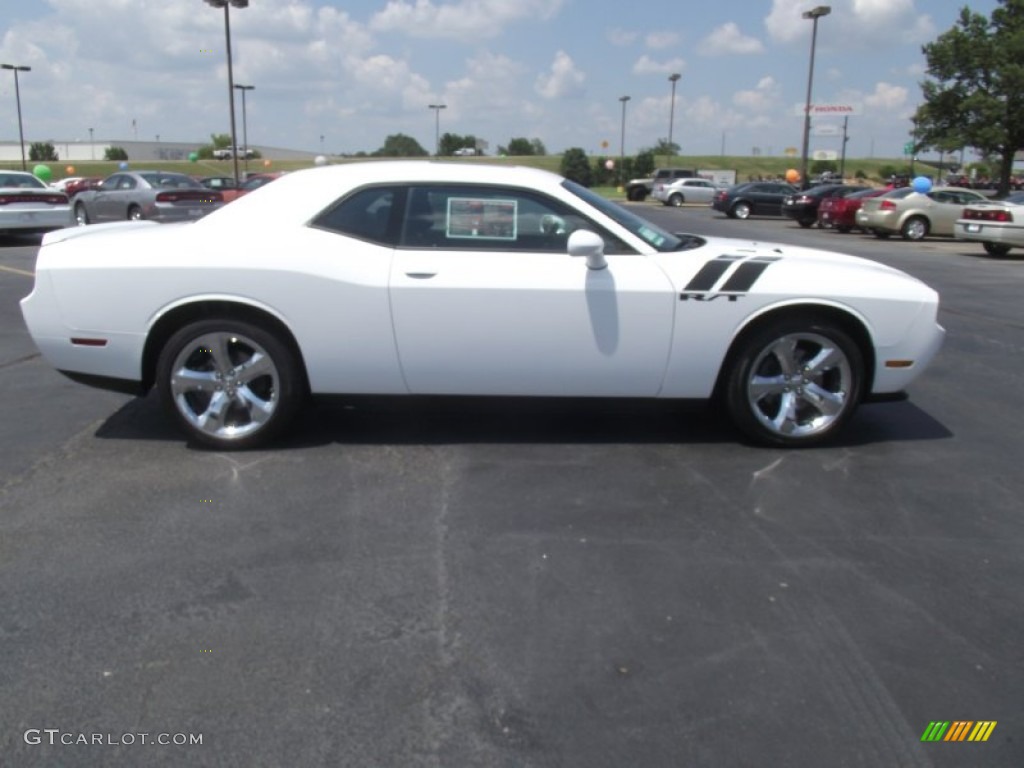 2011 Challenger R/T - Bright White / Dark Slate Gray photo #4