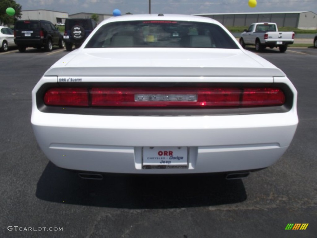 2011 Challenger R/T - Bright White / Dark Slate Gray photo #6