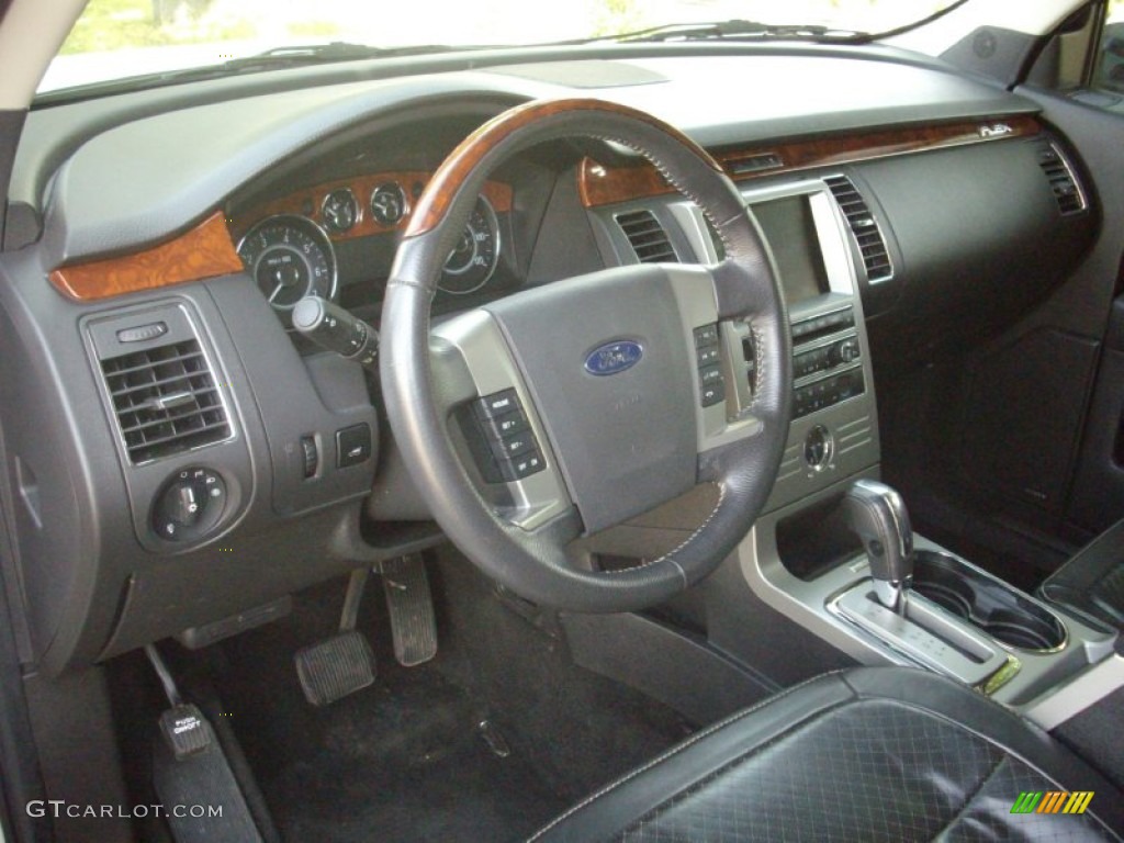 2009 Flex Limited AWD - White Platinum Tri-Coat / Charcoal Black photo #8