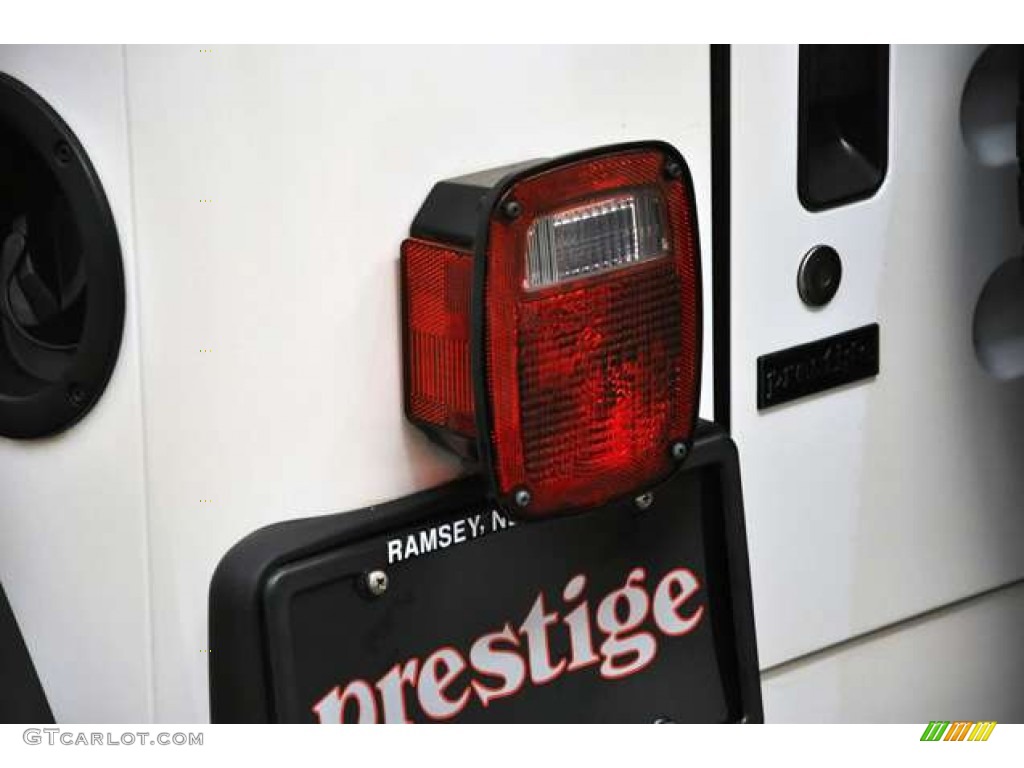 2004 Wrangler X 4x4 - Stone White / Dark Slate Gray photo #7