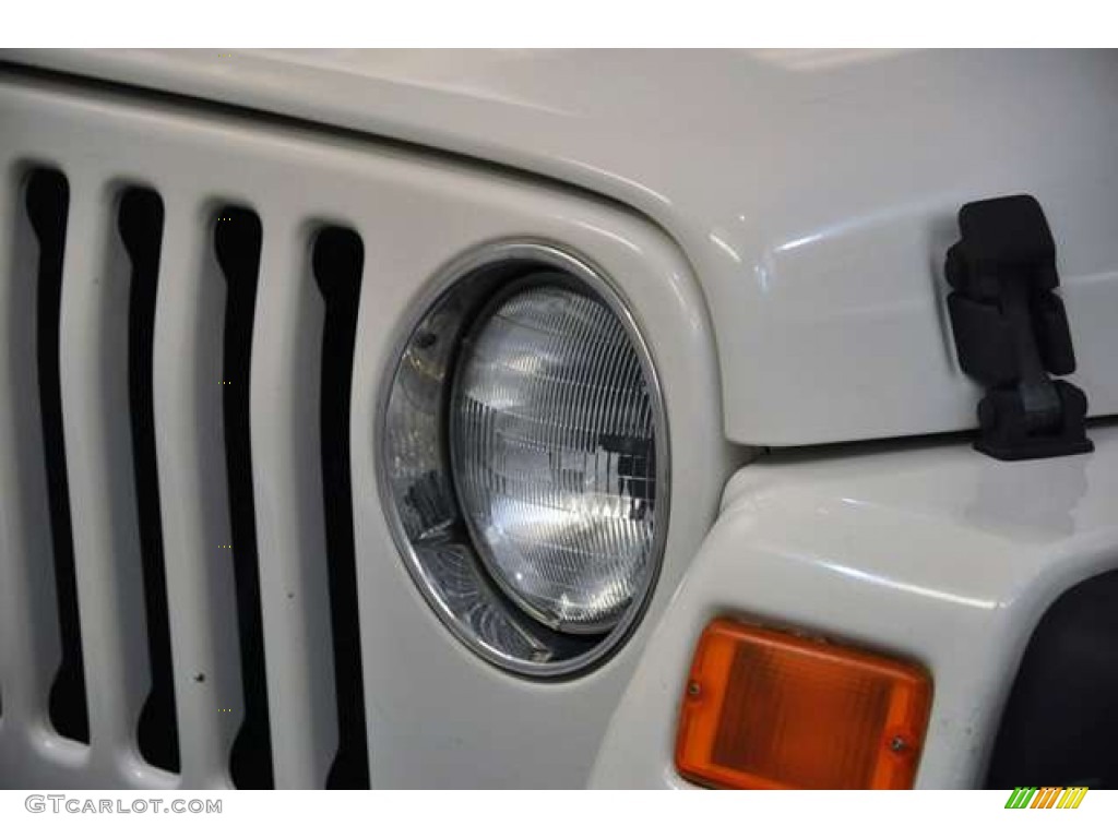2004 Wrangler X 4x4 - Stone White / Dark Slate Gray photo #9