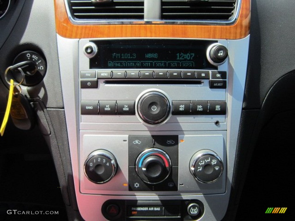 2010 Malibu LT Sedan - Imperial Blue Metallic / Ebony photo #19