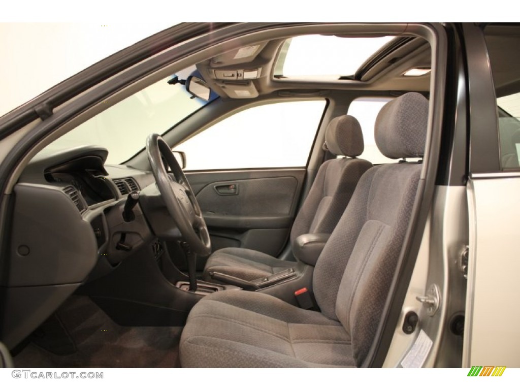 Gray Interior 2001 Toyota Camry CE Photo #52191598