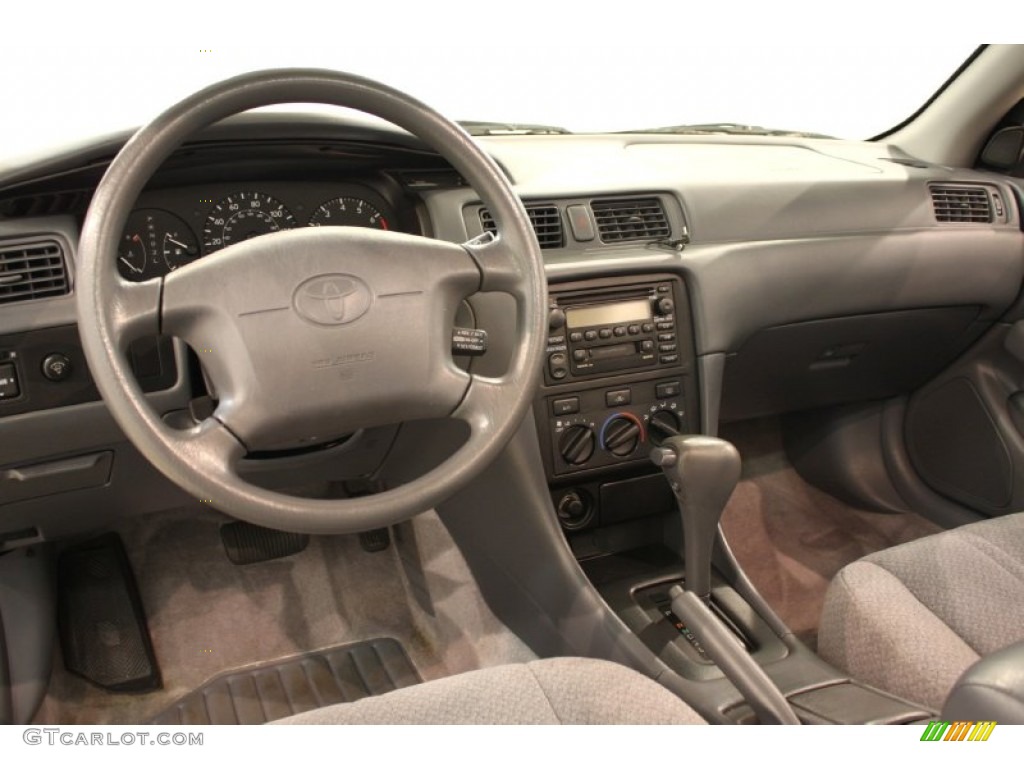 2001 Toyota Camry CE Gray Dashboard Photo #52191628