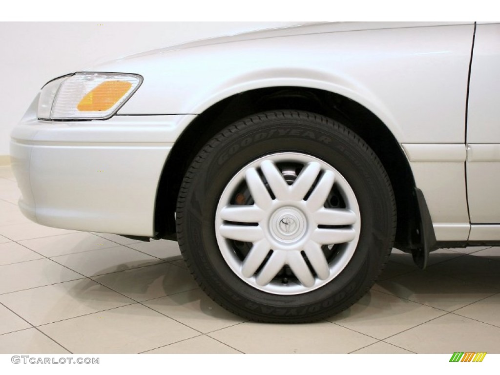 2001 Toyota Camry CE Wheel Photo #52191814