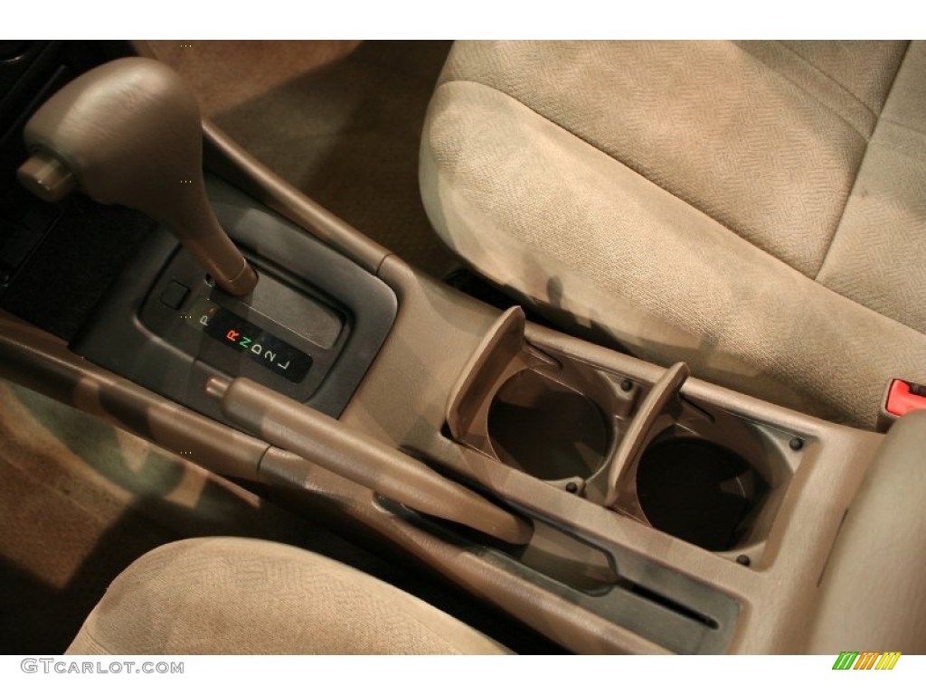 2000 Camry CE - Black / Oak photo #14