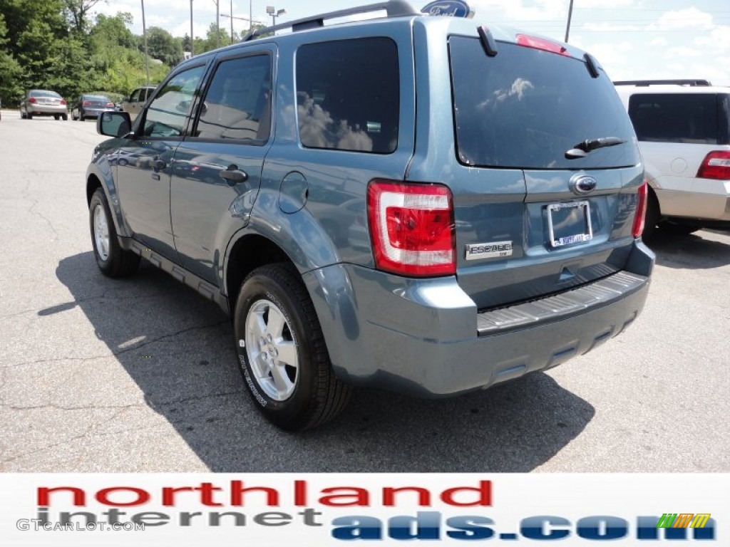 2012 Escape XLT 4WD - Steel Blue Metallic / Charcoal Black photo #6