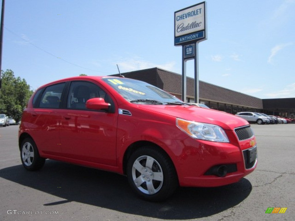 2010 Aveo Aveo5 LT - Victory Red / Charcoal photo #1