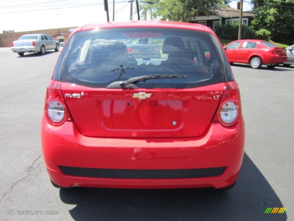 2010 Aveo Aveo5 LT - Victory Red / Charcoal photo #6