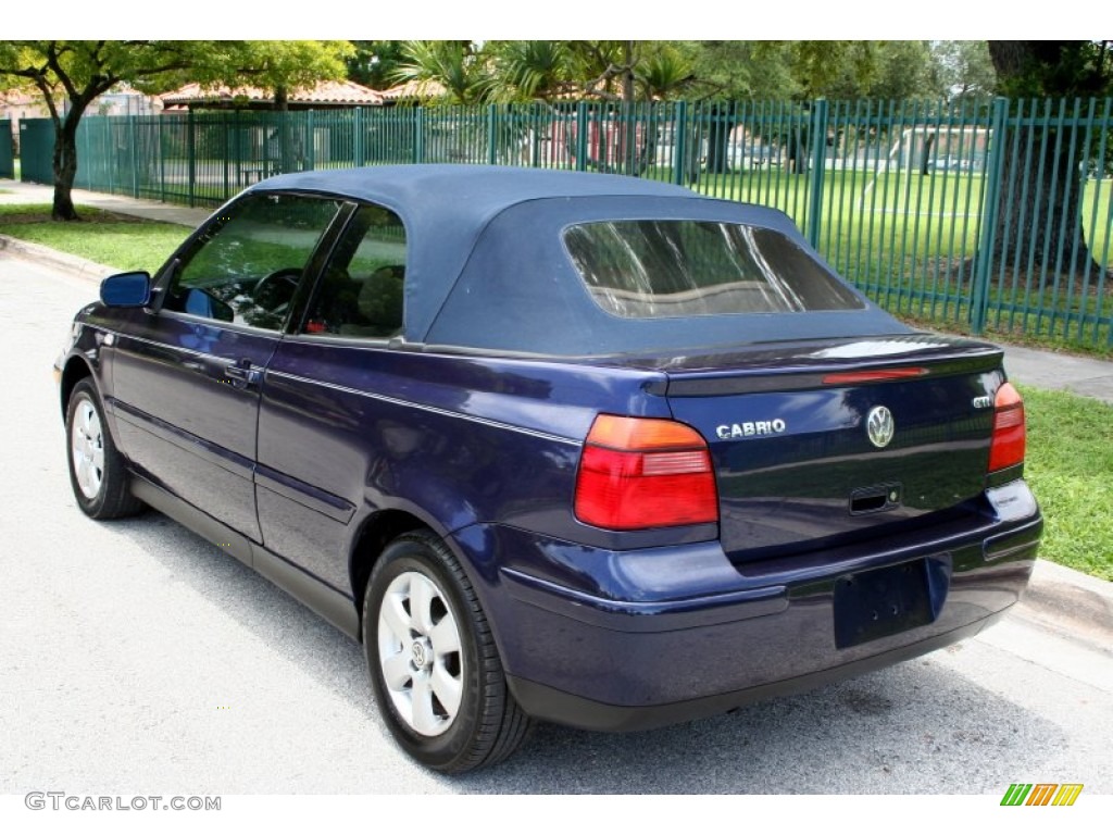 2002 Cabrio GLX - Marlin Blue Pearl / Beige photo #7