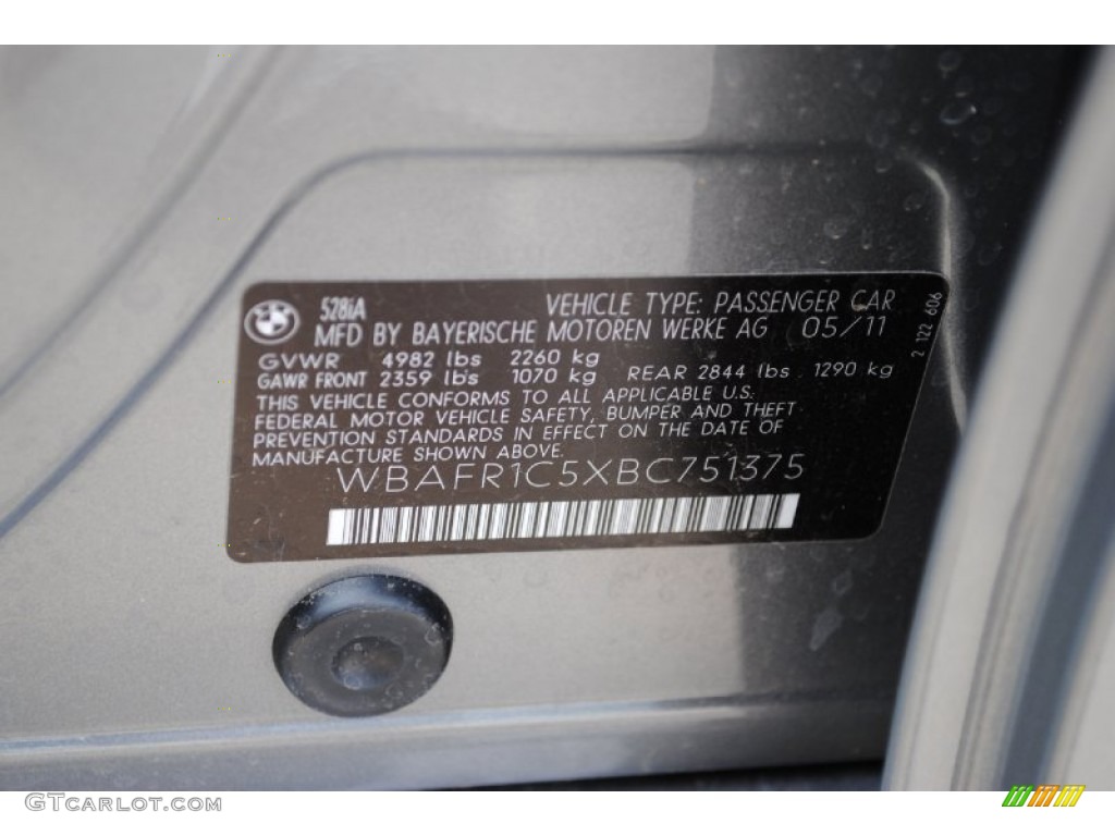2011 5 Series 528i Sedan - Space Gray Metallic / Oyster/Black photo #11