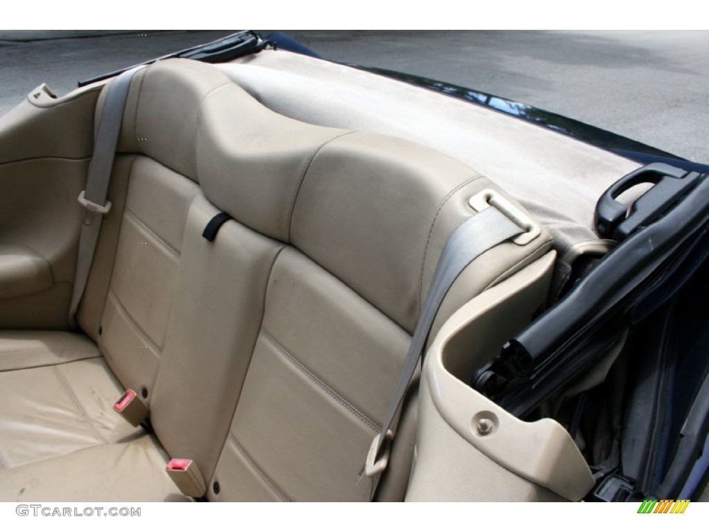 2002 Cabrio GLX - Marlin Blue Pearl / Beige photo #47