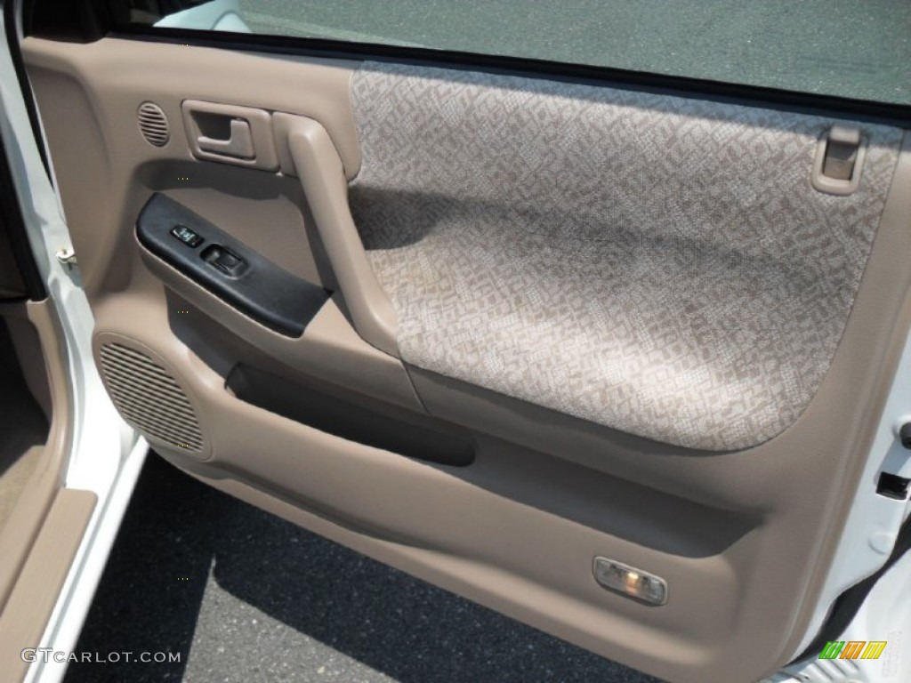 2001 Isuzu Rodeo LS 4WD Beige Door Panel Photo #52195093