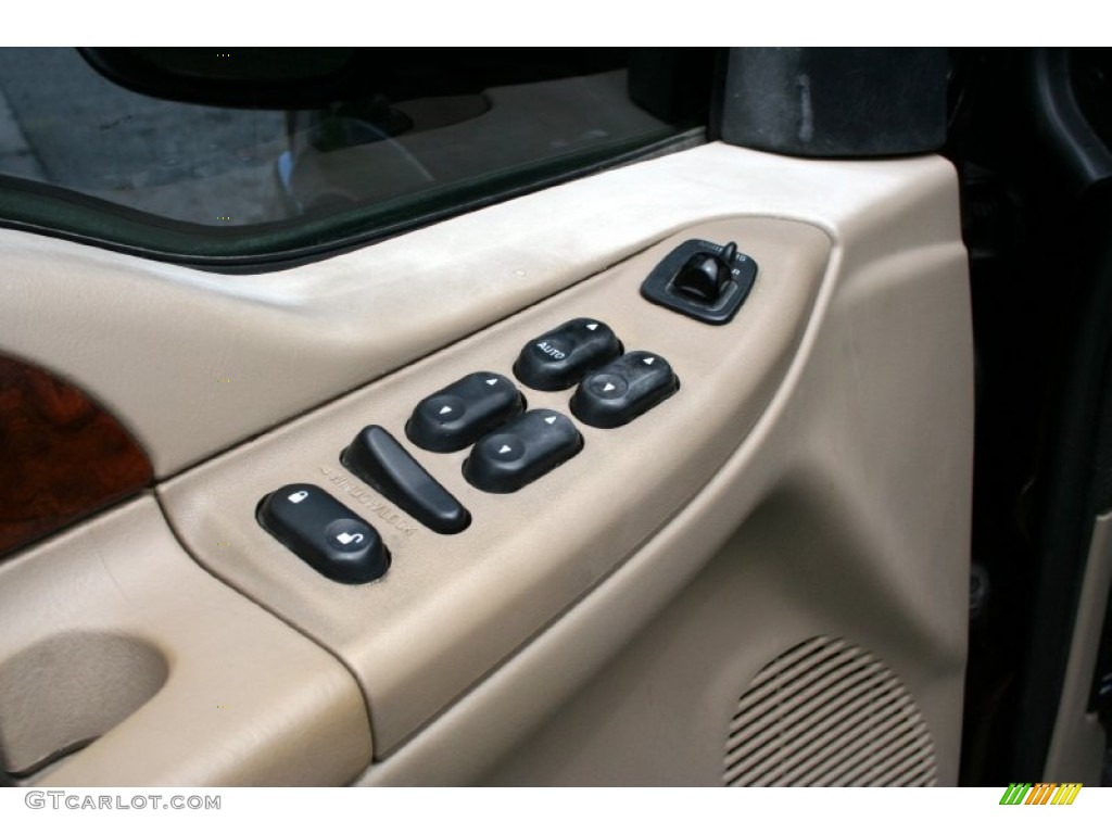 2004 F350 Super Duty King Ranch Crew Cab 4x4 - Chestnut Brown Metallic / Castano Brown Leather photo #37