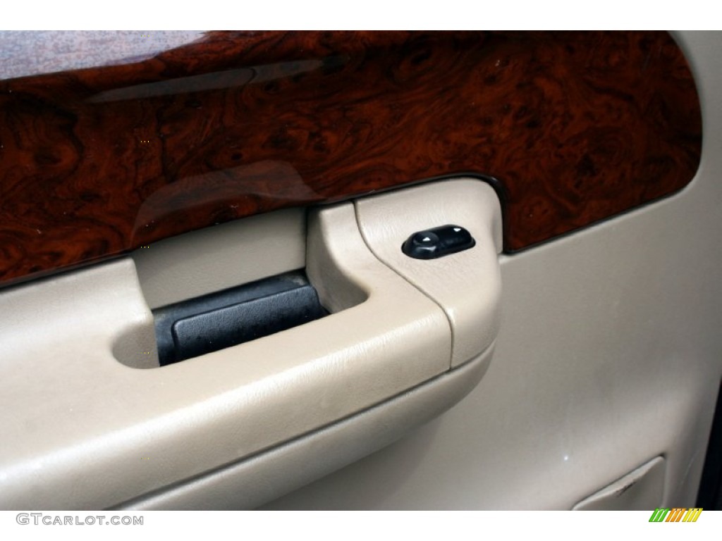 2004 F350 Super Duty King Ranch Crew Cab 4x4 - Chestnut Brown Metallic / Castano Brown Leather photo #39