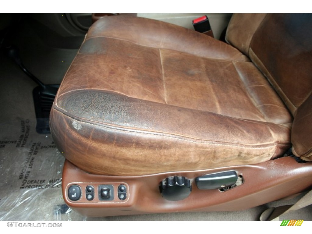 2004 F350 Super Duty King Ranch Crew Cab 4x4 - Chestnut Brown Metallic / Castano Brown Leather photo #41