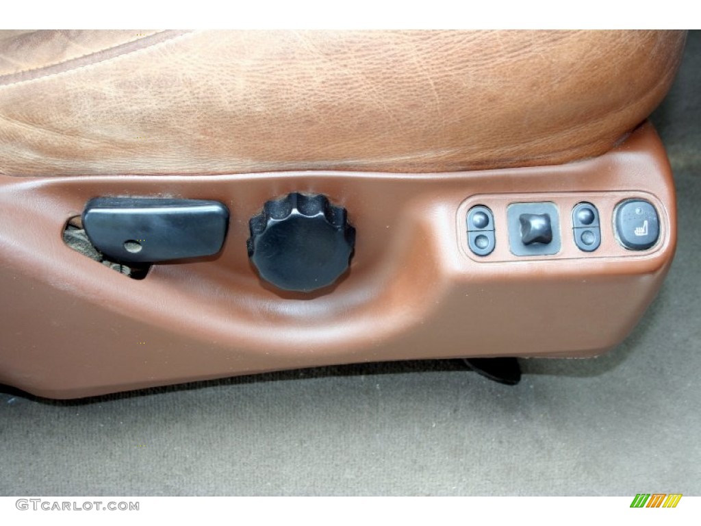 2004 F350 Super Duty King Ranch Crew Cab 4x4 - Chestnut Brown Metallic / Castano Brown Leather photo #44
