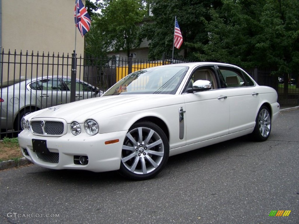 Porcelain 2008 Jaguar XJ Vanden Plas Exterior Photo #52195606