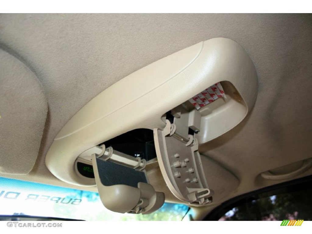 2004 F350 Super Duty King Ranch Crew Cab 4x4 - Chestnut Brown Metallic / Castano Brown Leather photo #62