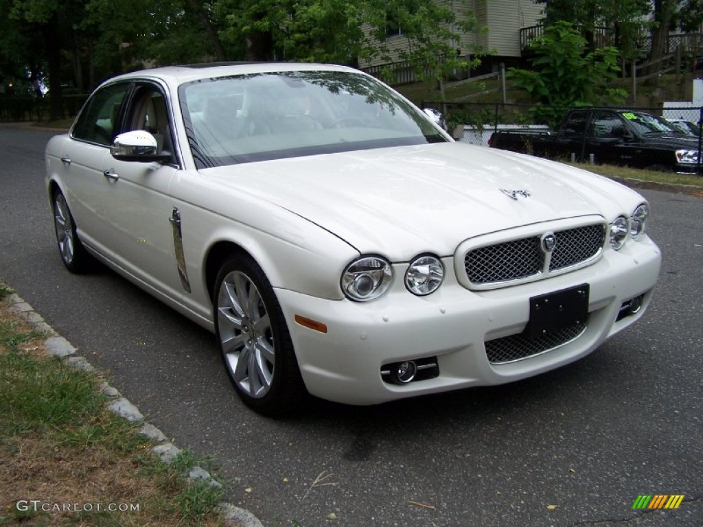 Porcelain 2008 Jaguar XJ Vanden Plas Exterior Photo #52195702