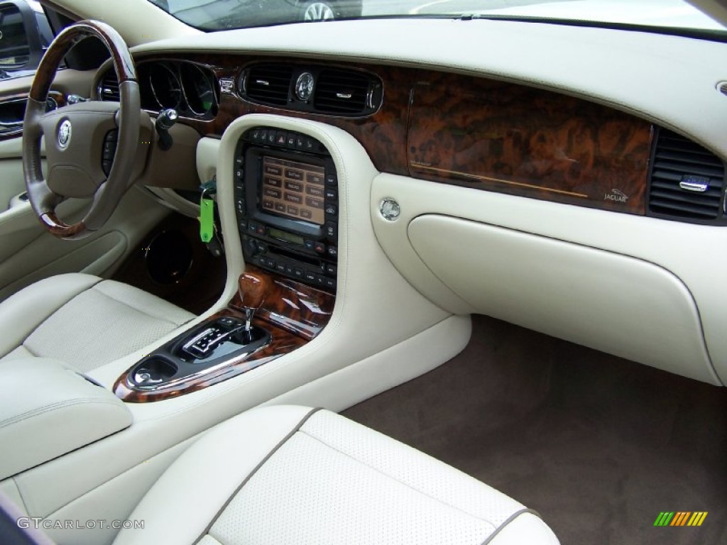 2008 Jaguar XJ Vanden Plas Ivory/Mocha Dashboard Photo #52195762