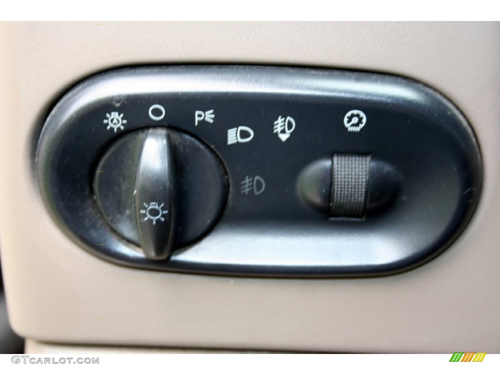 2004 F350 Super Duty King Ranch Crew Cab 4x4 - Chestnut Brown Metallic / Castano Brown Leather photo #82