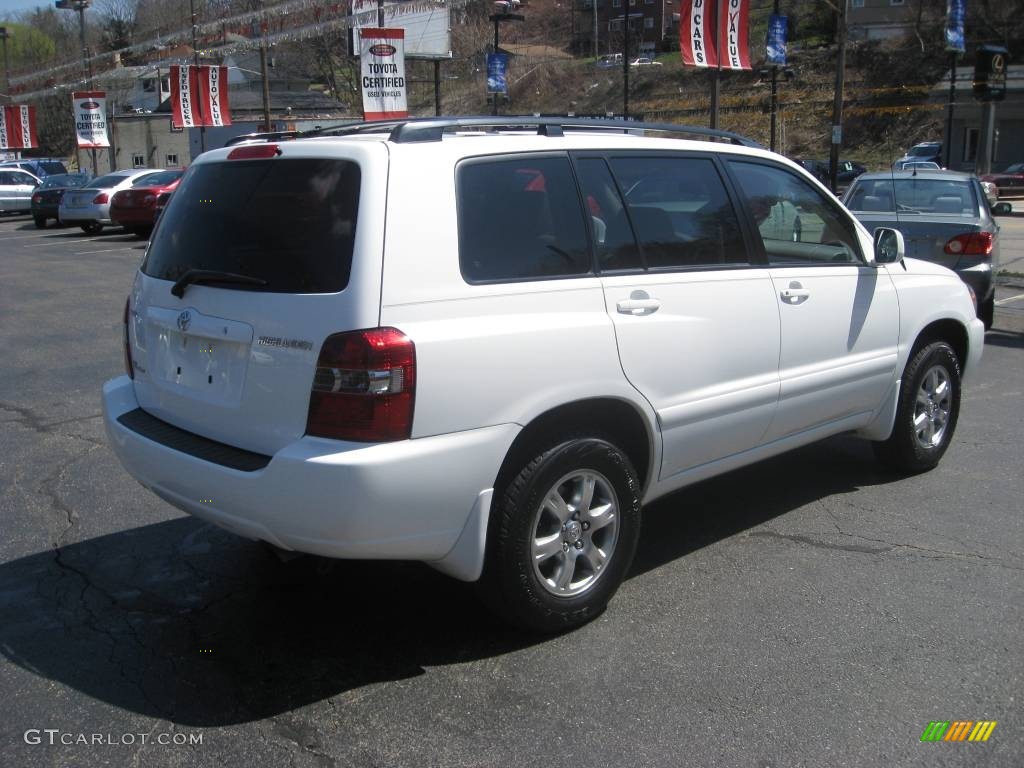 2004 Highlander V6 4WD - Super White / Ivory photo #4