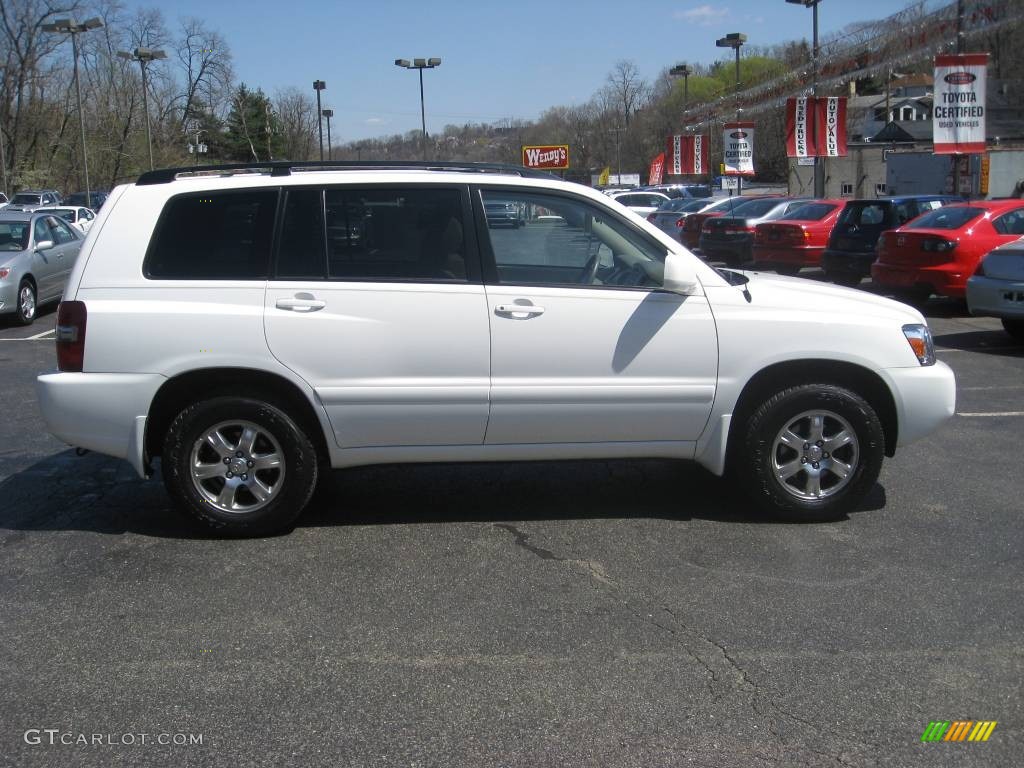 2004 Highlander V6 4WD - Super White / Ivory photo #5