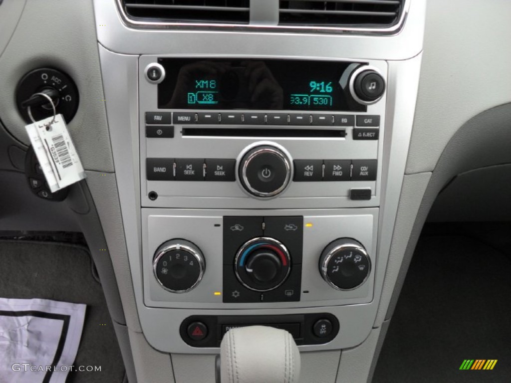 2012 Chevrolet Malibu LT Controls Photo #52197526