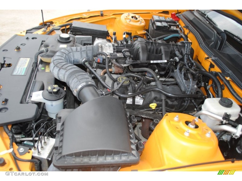 2007 Mustang V6 Premium Convertible - Grabber Orange / Dark Charcoal photo #15
