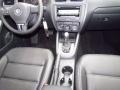 2011 Platinum Gray Metallic Volkswagen Jetta SE Sedan  photo #6