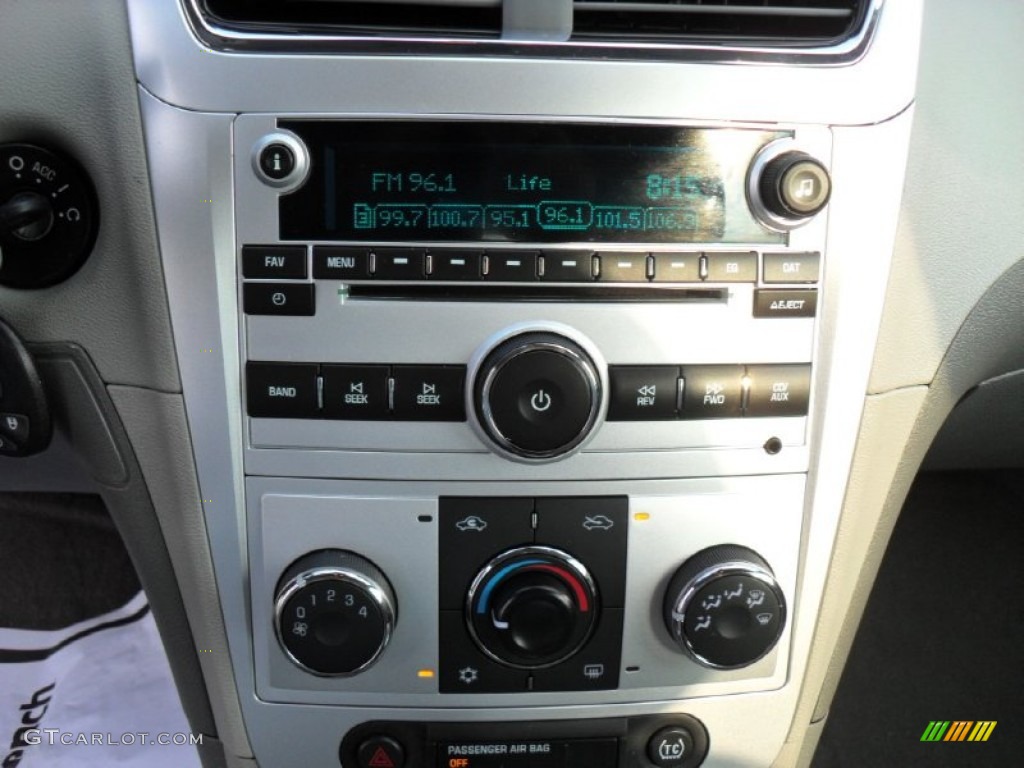 2011 Chevrolet Malibu LT Controls Photo #52198426