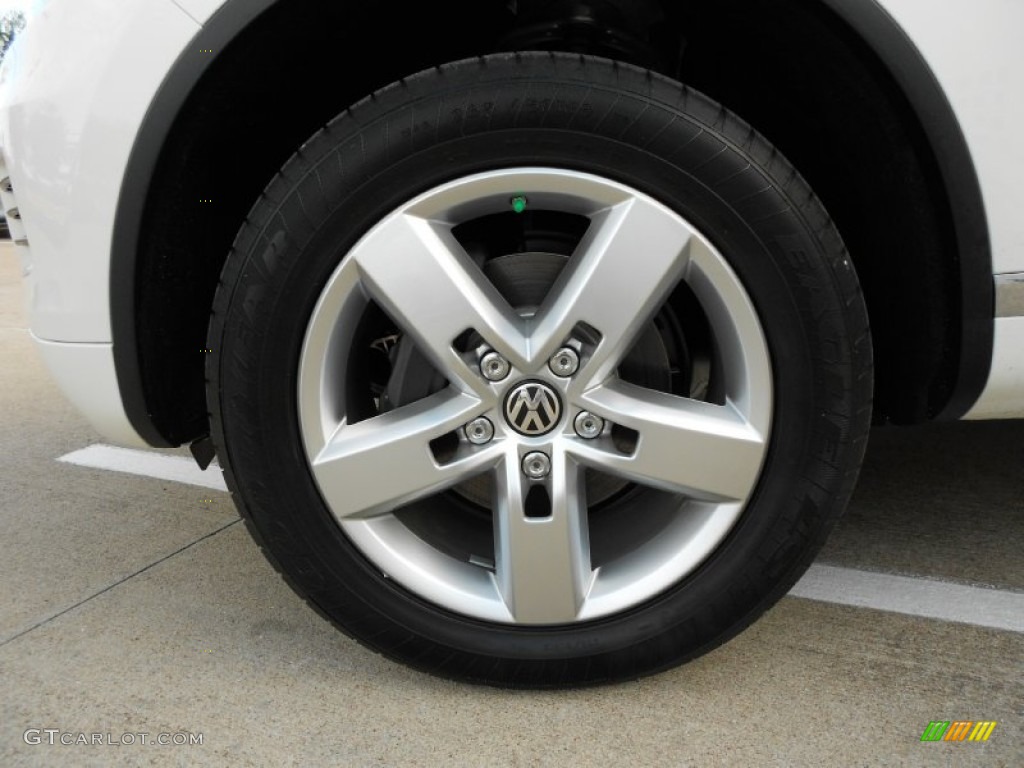 2011 Volkswagen Touareg VR6 FSI Lux 4XMotion Wheel Photos