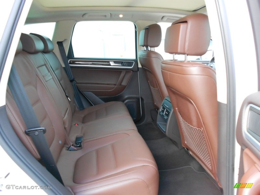 Saddle Brown Interior 2011 Volkswagen Touareg VR6 FSI Lux 4XMotion Photo #52205362