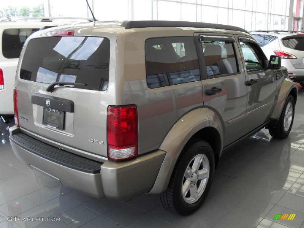 Light Khaki Metallic Dodge Nitro