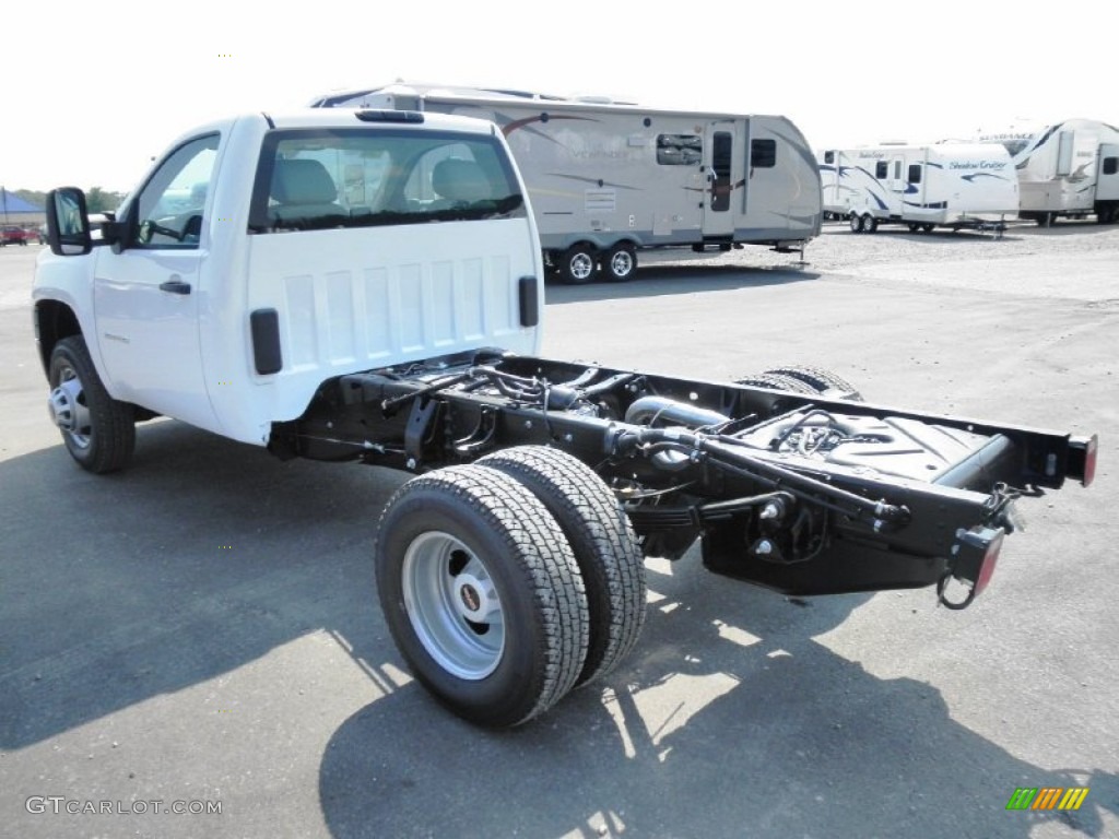 Summit White 2011 GMC Sierra 3500HD Work Truck Regular Cab 4x4 Chassis Exterior Photo #52208338