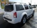 2008 Avalanche White Nissan Pathfinder SE  photo #7