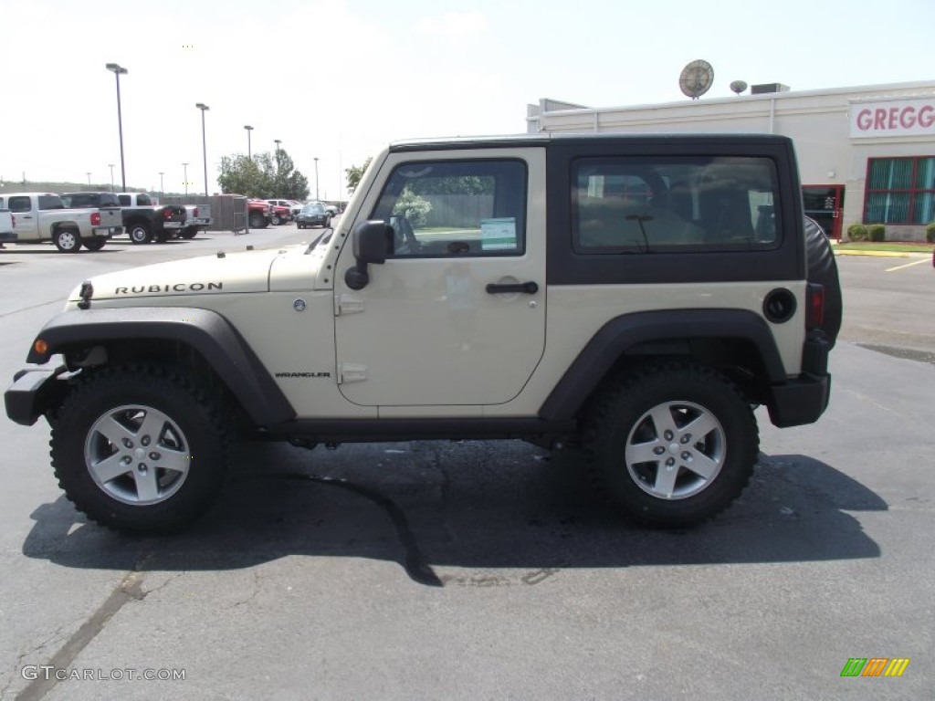 2011 Wrangler Rubicon 4x4 - Sahara Tan / Black photo #8