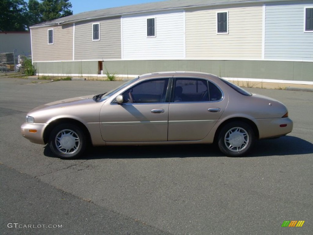 1993 J 30 - Beige Metallic / Beige photo #5