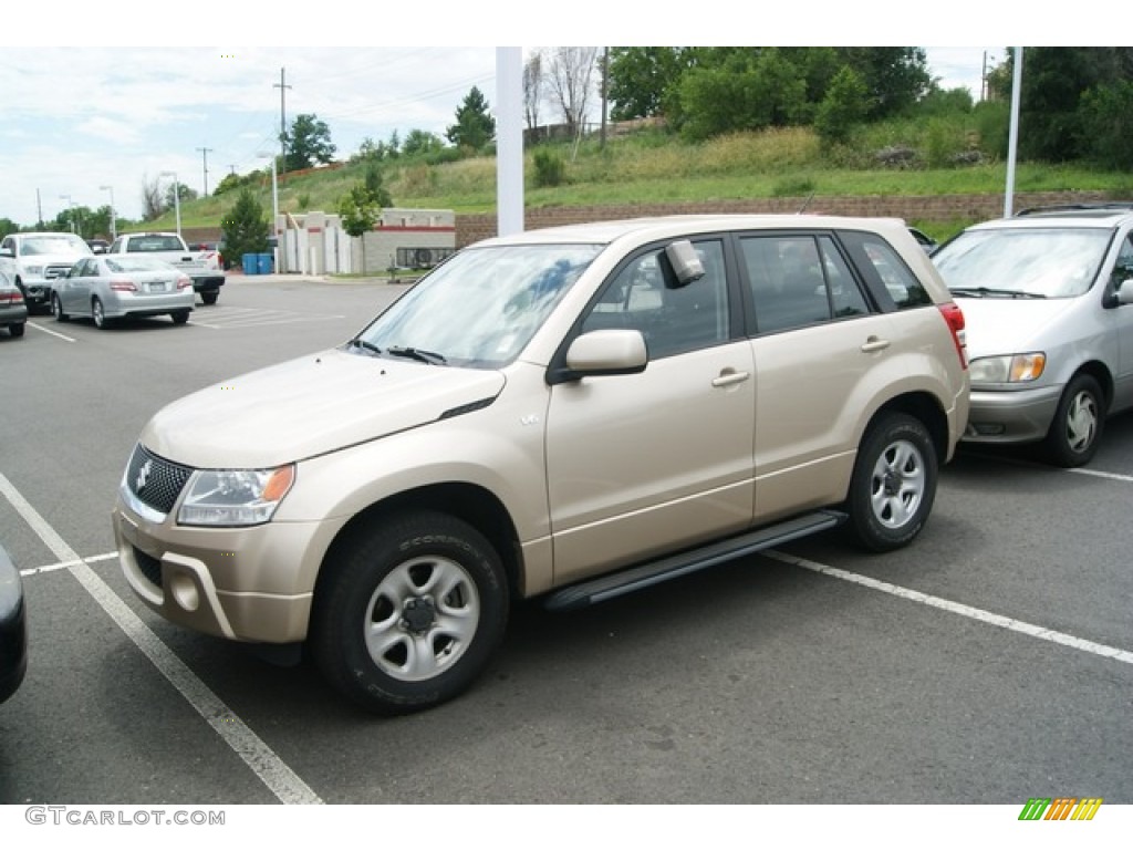 Clear Beige Metallic 2006 Suzuki Grand Vitara 4x4 Exterior Photo #52212403