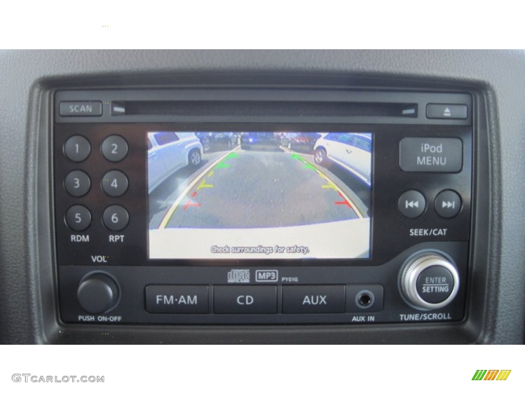 2010 Nissan Cube Krom Edition Navigation Photos