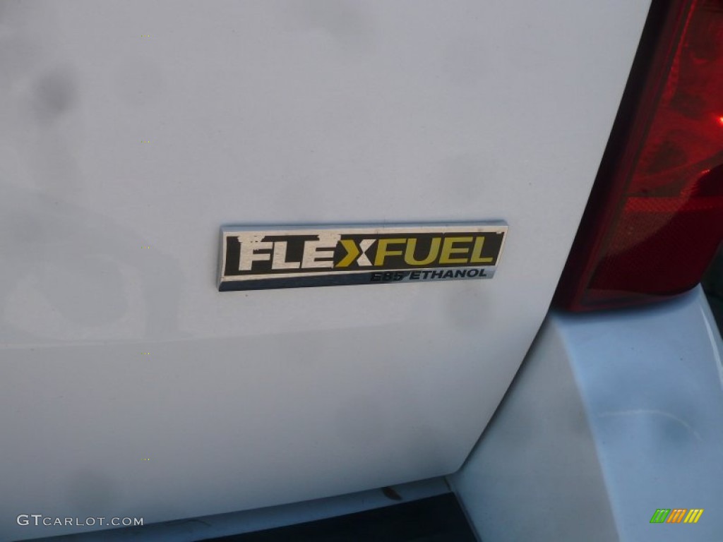 2008 Chevrolet Suburban 1500 LT 4x4 Marks and Logos Photo #52214620