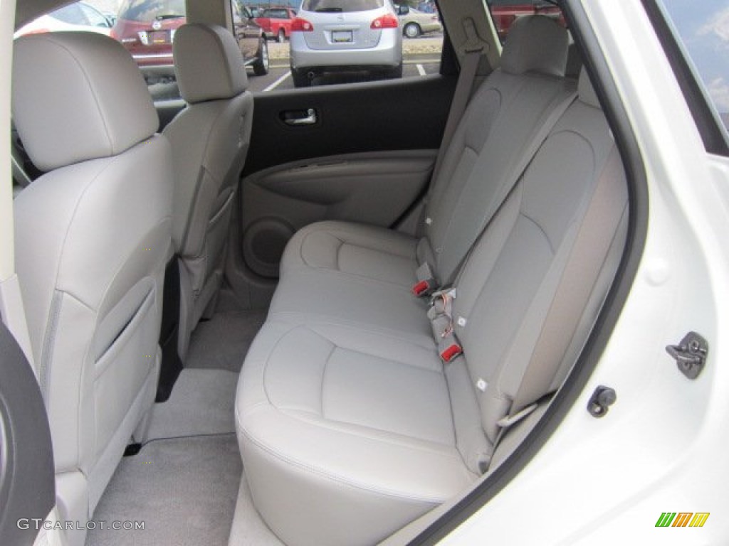 2011 Rogue SL AWD - Pearl White / Gray photo #7