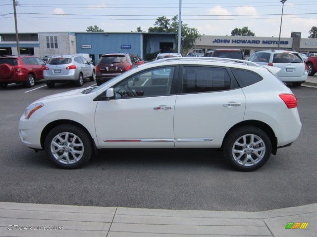 2011 Rogue SL AWD - Pearl White / Gray photo #9