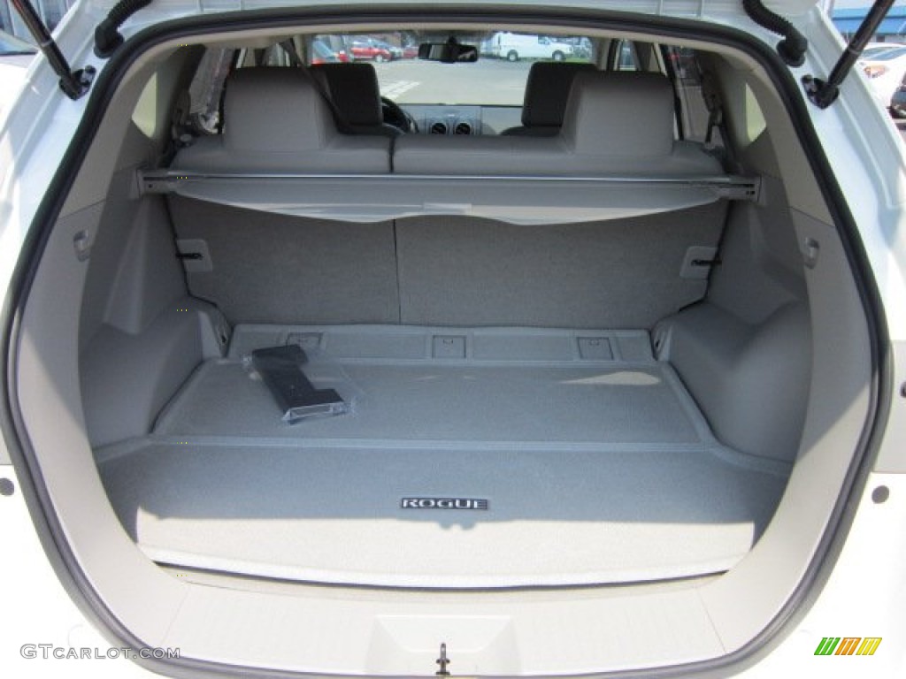 2011 Rogue SL AWD - Pearl White / Gray photo #17